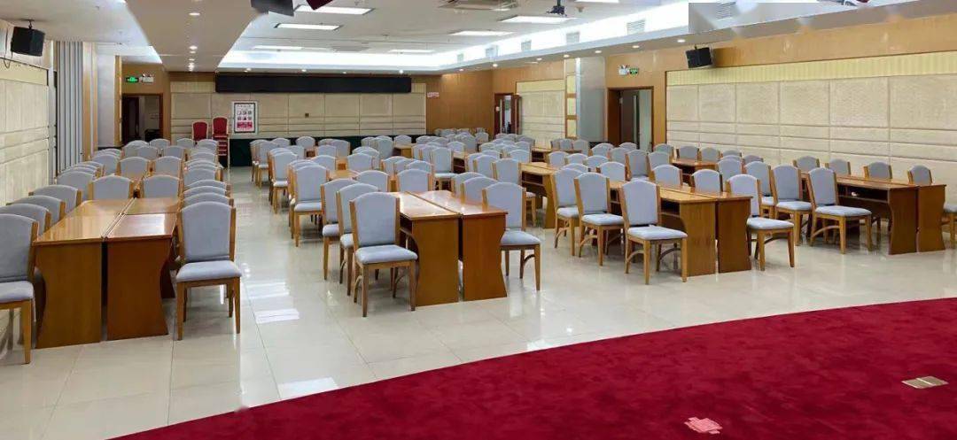 專業(yè)宴會服務(wù)與會議解決方案 島嶼式布局，B會議室，30人容納